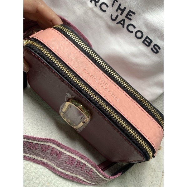 Marc Jacobs斜背相機包-1