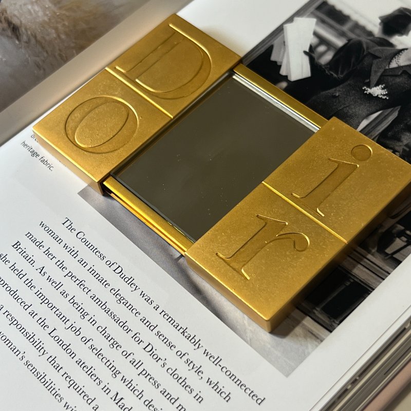 Dior稀有金色中古口袋鏡子 原裝防塵袋 左右開關 日本中古vintage-0