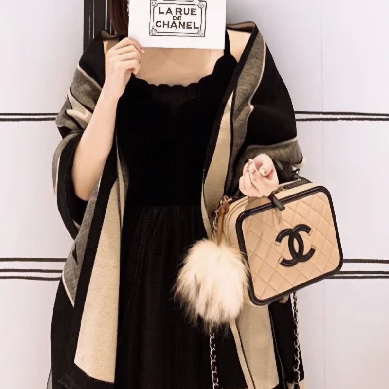 香奈兒 Chanel vanity 米黑色化妝箱 相機包 奶茶色 附鏡子-0