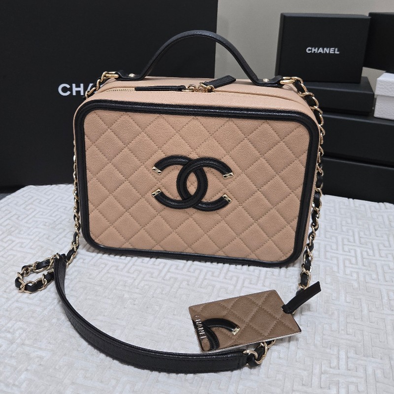 香奈兒 Chanel vanity 米黑色化妝箱 相機包 奶茶色 附鏡子-1
