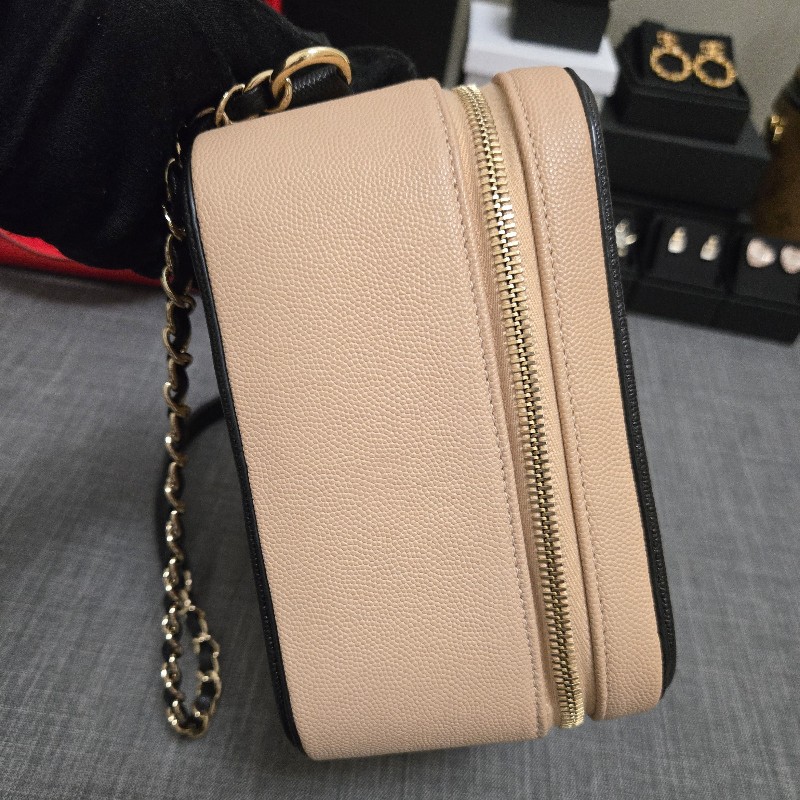 香奈兒 Chanel vanity 米黑色化妝箱 相機包 奶茶色 附鏡子-19