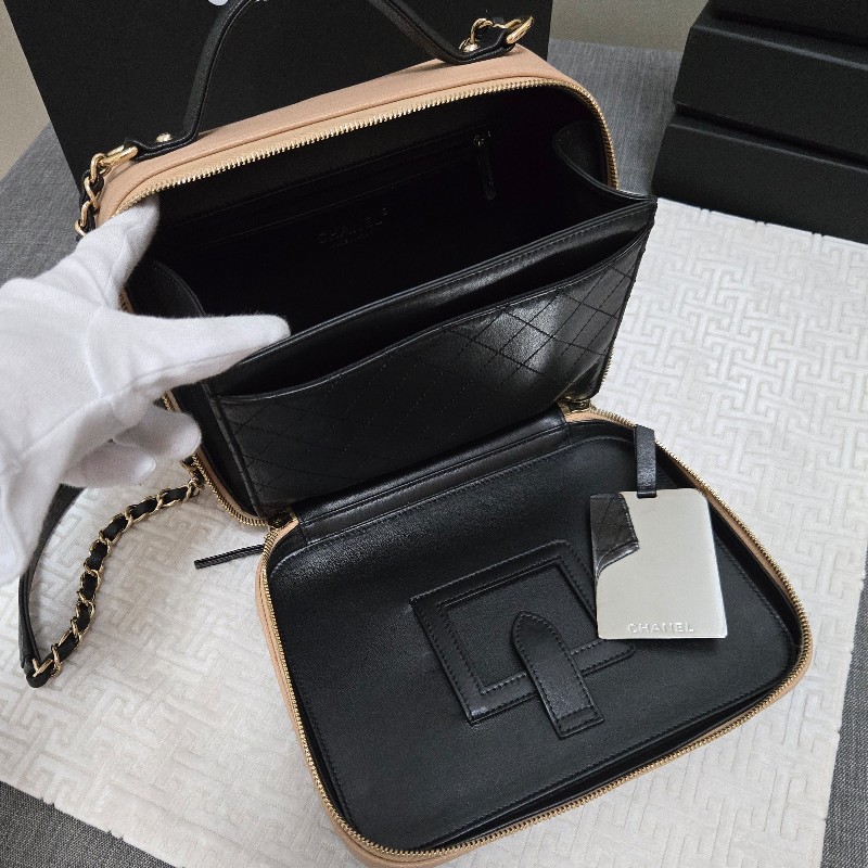 香奈兒 Chanel vanity 米黑色化妝箱 相機包 奶茶色 附鏡子-20