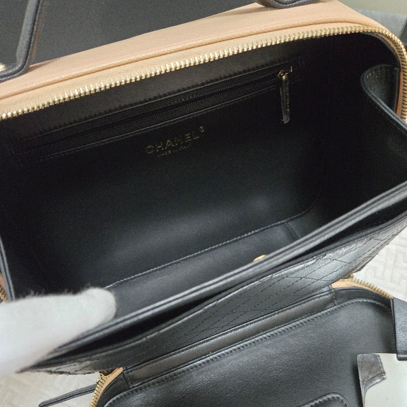 香奈兒 Chanel vanity 米黑色化妝箱 相機包 奶茶色 附鏡子-21