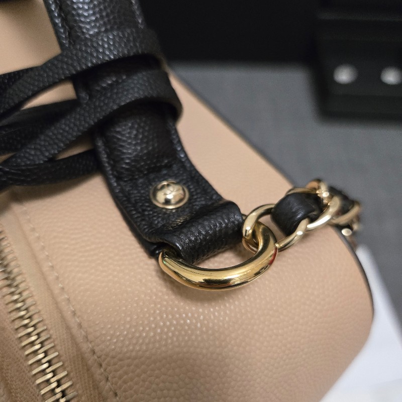 香奈兒 Chanel vanity 米黑色化妝箱 相機包 奶茶色 附鏡子-31