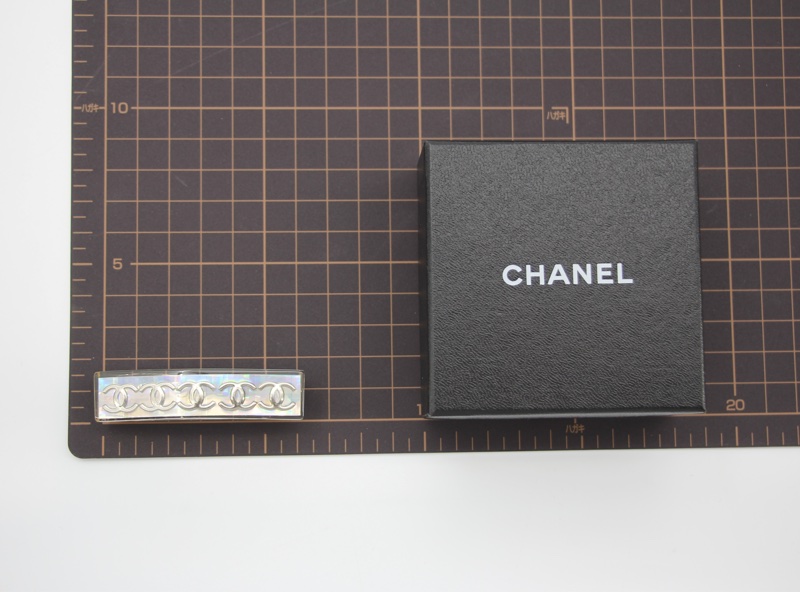 Chanel Vintage 97P幻彩樹脂銀色五個CC Logo髮夾-16