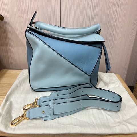 loewe puzzle 中號拼圖包 霧霾藍