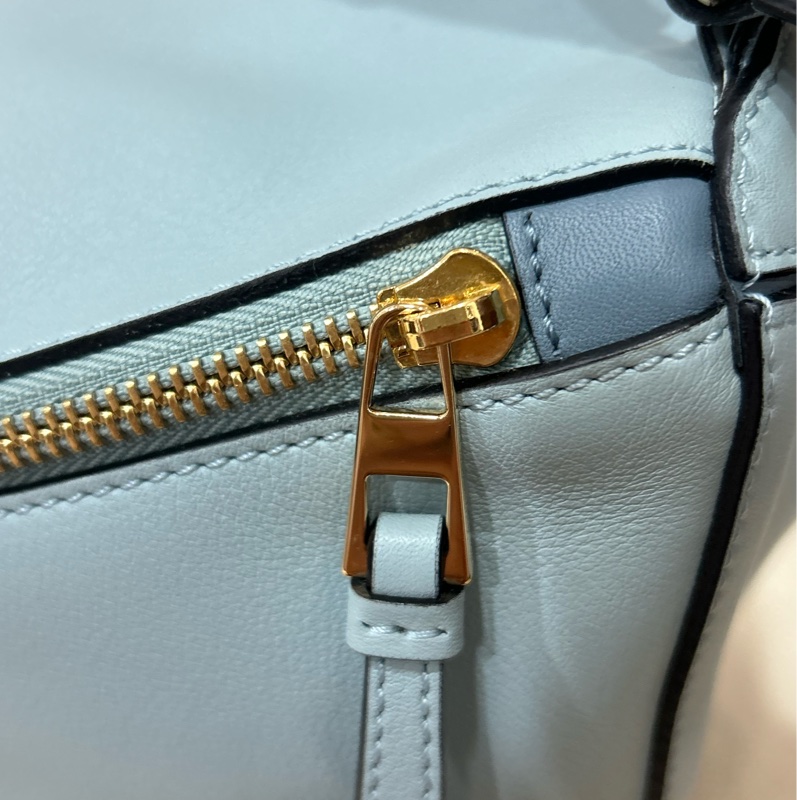 loewe puzzle 中號拼圖包 霧霾藍-18