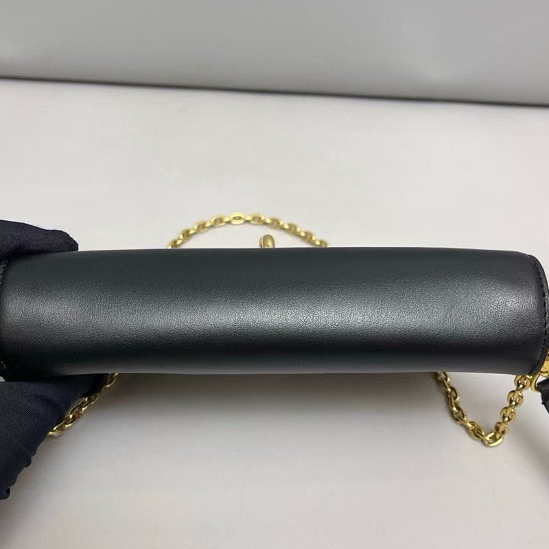 Louis Vuitton Padlock on Strap 晶片款！-5