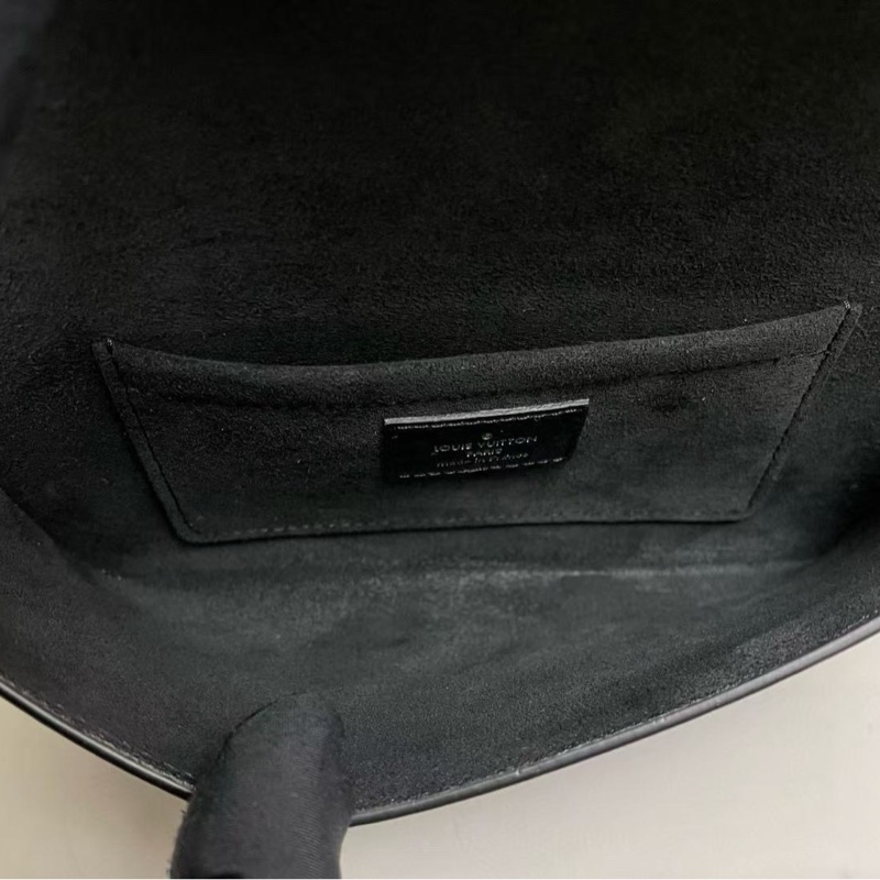 Louis Vuitton Padlock on Strap 晶片款！-8