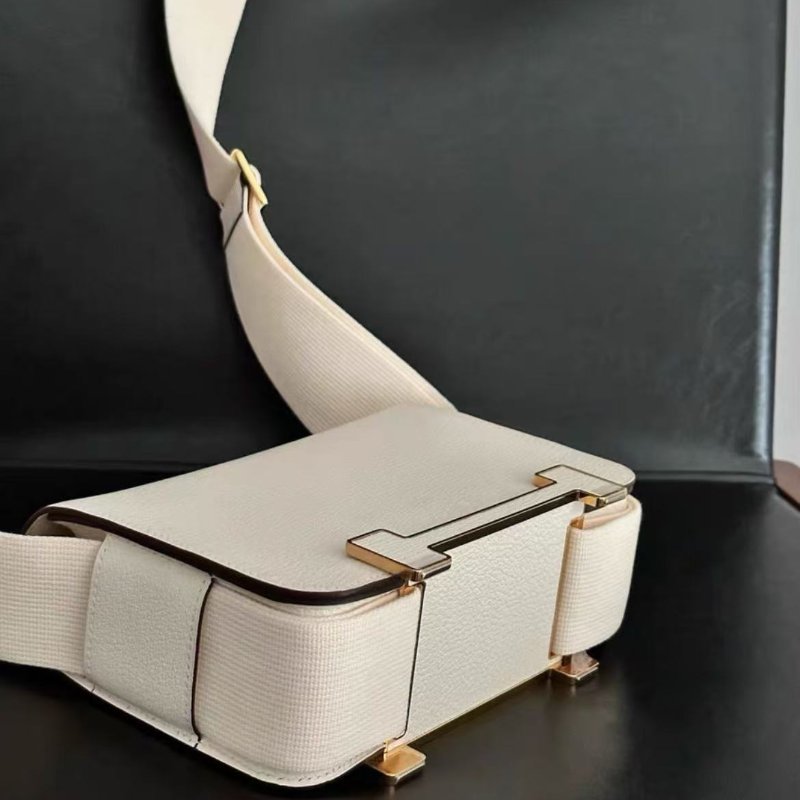 Hermes 奶油白金扣geta木屐包u刻山羊皮 21.5*13*5cm,99新 配件塵袋 原價近26萬-3