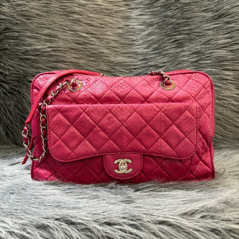 CHANEL 限量 櫻桃 紅 銀鍊 蛇皮 蟒蛇 手提包 肩背包 相機包 GST CAMERA-1