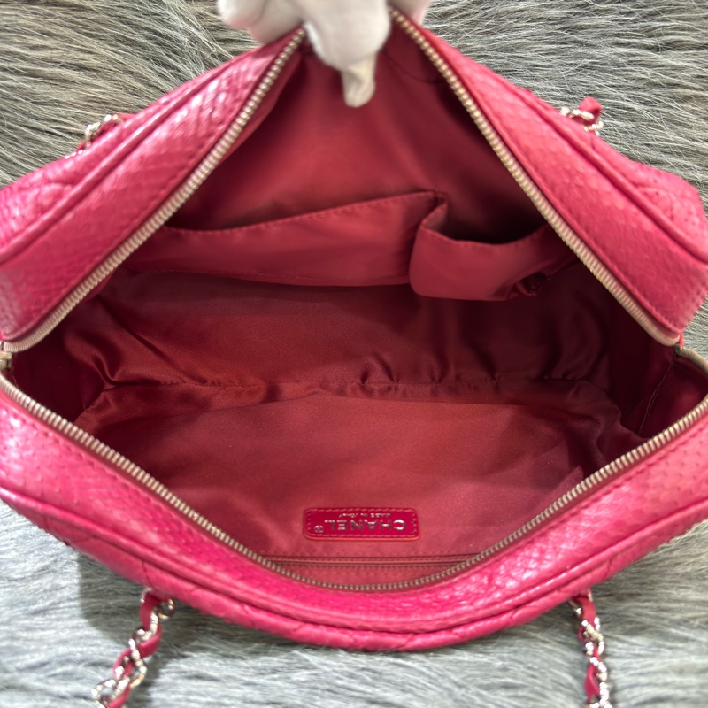 CHANEL 限量 櫻桃 紅 銀鍊 蛇皮 蟒蛇 手提包 肩背包 相機包 GST CAMERA-20