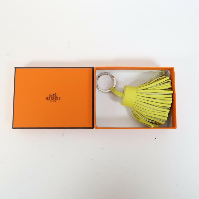 HERMES 【激減優惠】Swift皮革Carmen銀扣掛飾黃色-8