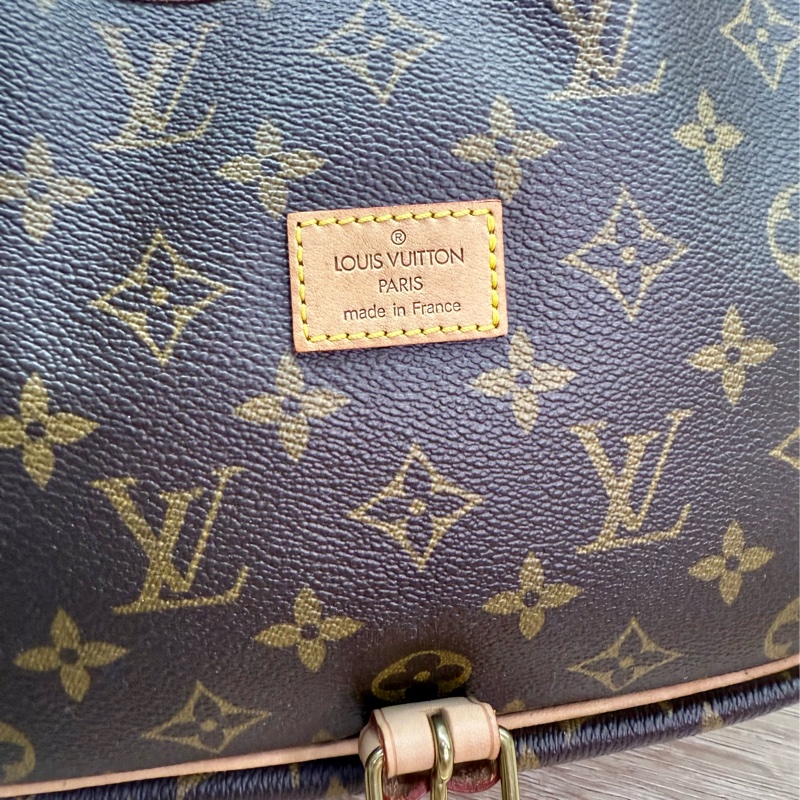 LV M42256 老花字紋雙馬鞍斜背包-18