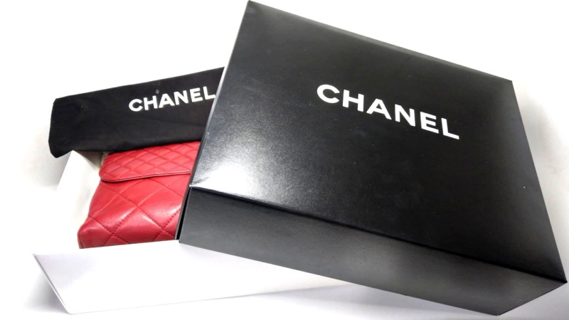 CHANEL 酒紅色皮穿鍊翻蓋包-7