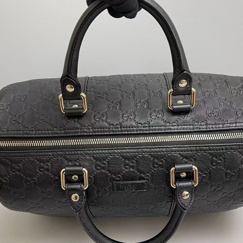 Gucci Micro黑色全皮壓紋 波士頓枕頭包-6