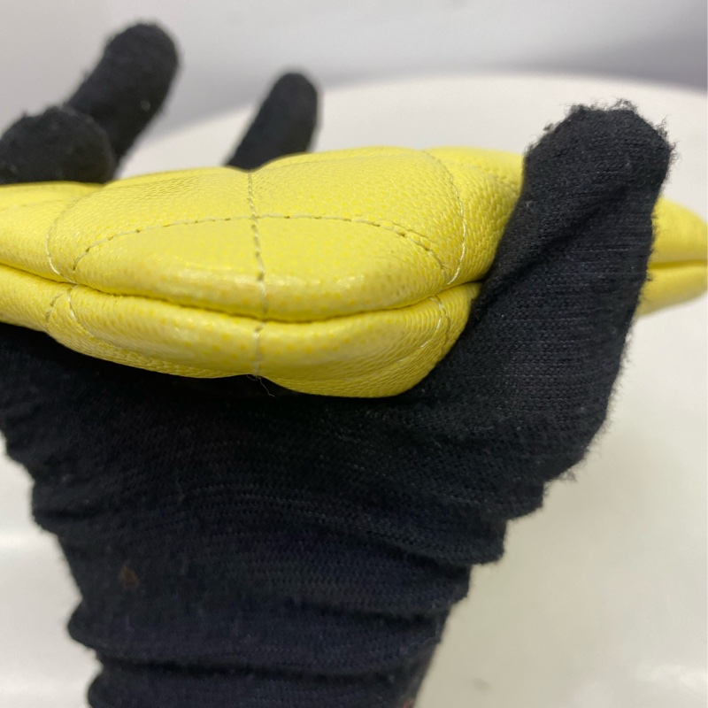 Chanel wallet In yellow leather-8