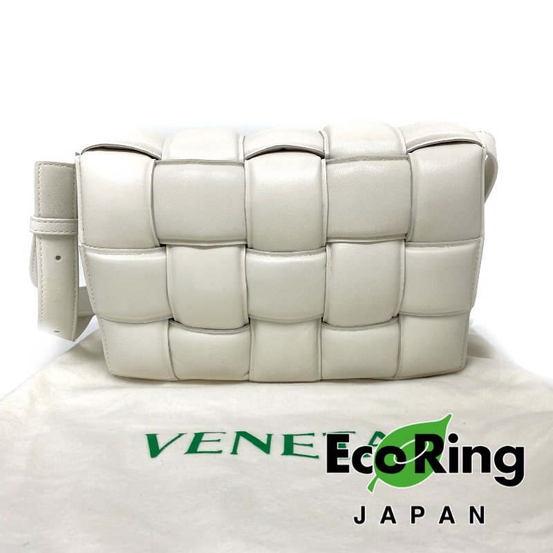 △ Bottega Veneta 寶緹嘉 Padded Casssette White Lambskin Shoulder Bag 白色小羊皮肩背袋 -257008933-0