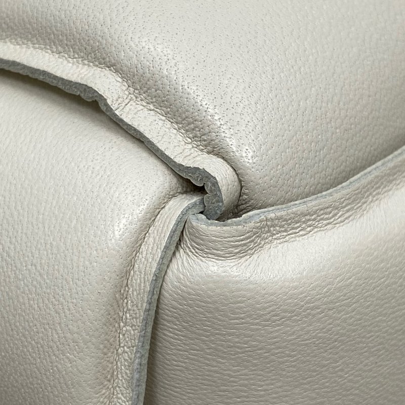 △ Bottega Veneta 寶緹嘉 Padded Casssette White Lambskin Shoulder Bag 白色小羊皮肩背袋 -257008933-10