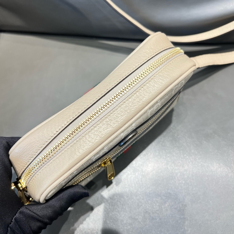 ✨全場最高CP值✨Gucci op米白色相機包-2