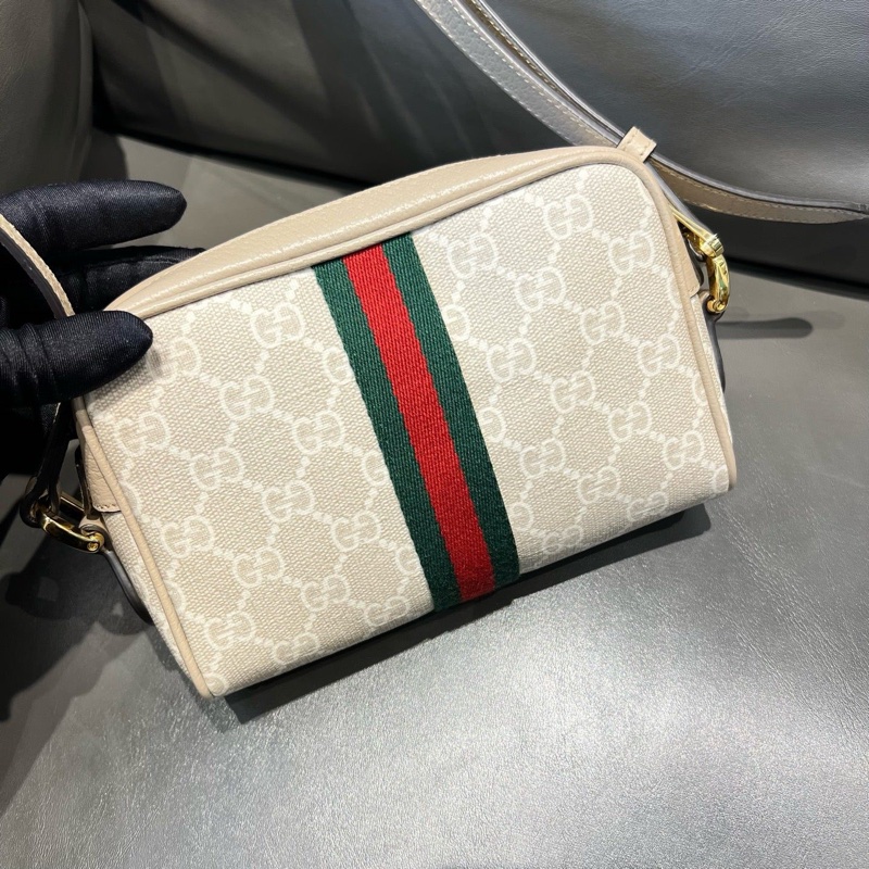 ✨全場最高CP值✨Gucci op米白色相機包-3