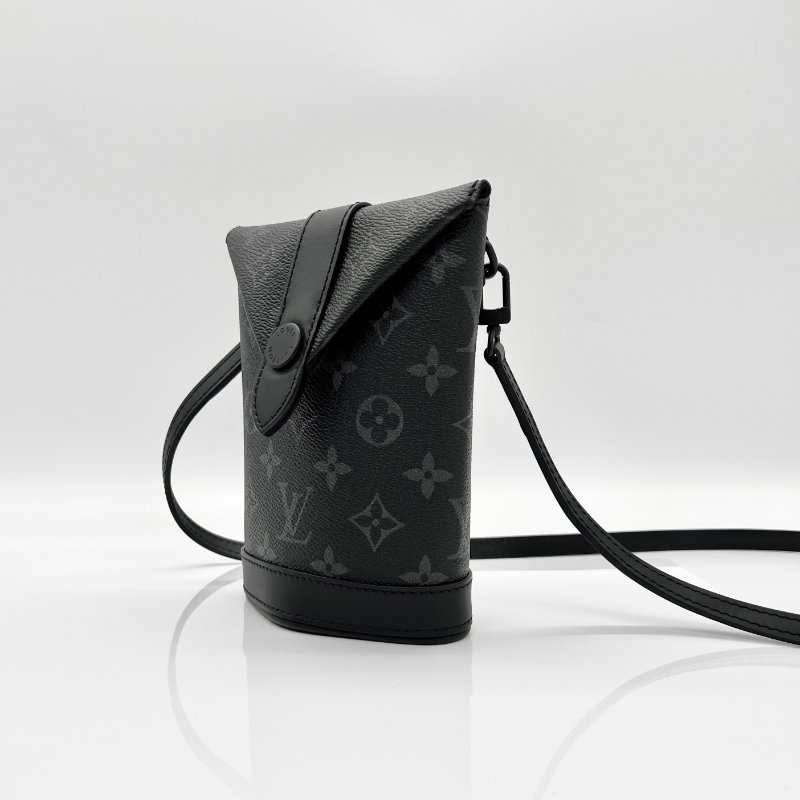 (極新♥️盒子塵袋在) Louis Vuitton Envelope Pouch 黑武士 斜背包-1