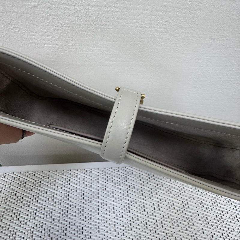 Ysl le5A7 復古白mini腋下包-4