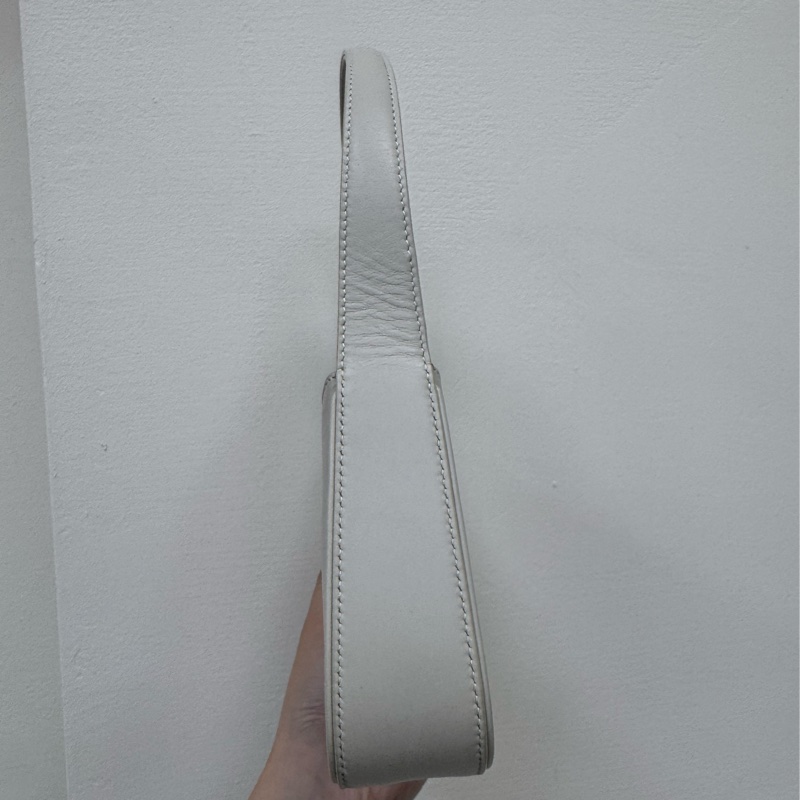 Ysl le5A7 復古白mini腋下包-11