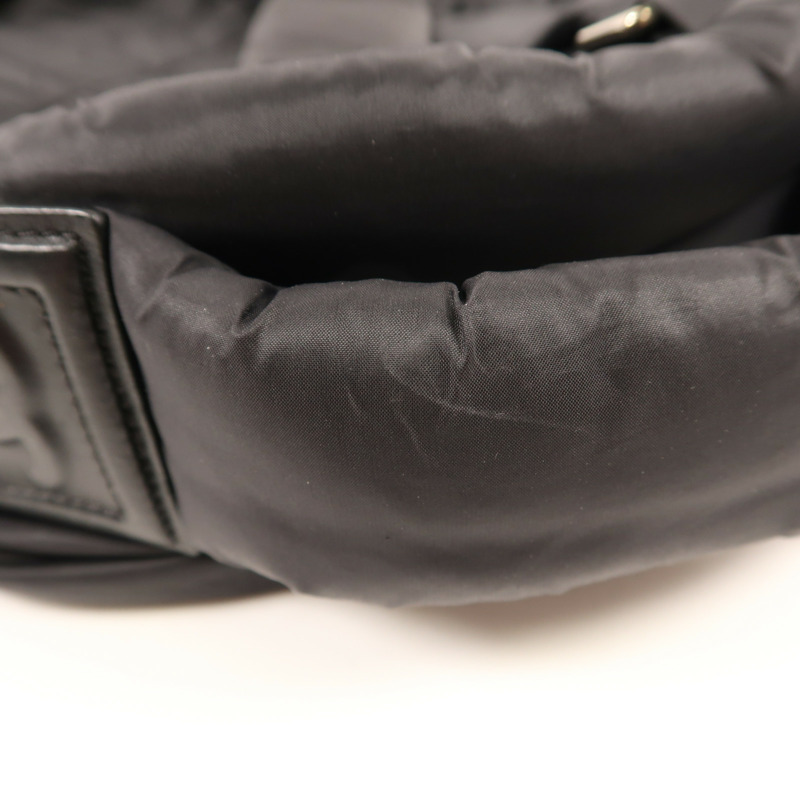 CHANEL 尼龍Rucksack銀扣背包-18