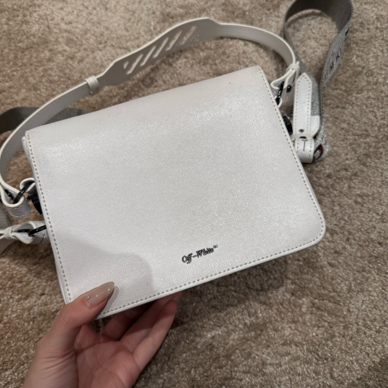 off white 運動感背包-7