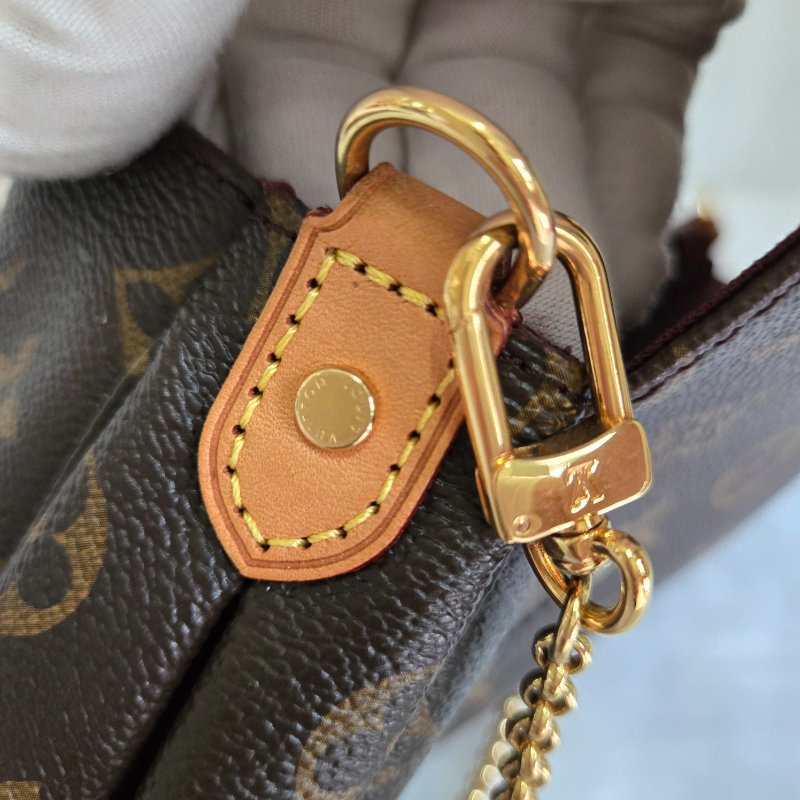 LV 經典老花M40718 🎀現品實拍 🎀 Favorite MM 經典花紋鍊條肩背包 斜背包~二手-32