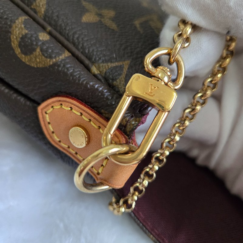 LV 經典老花M40718 🎀現品實拍 🎀 Favorite MM 經典花紋鍊條肩背包 斜背包~二手-35