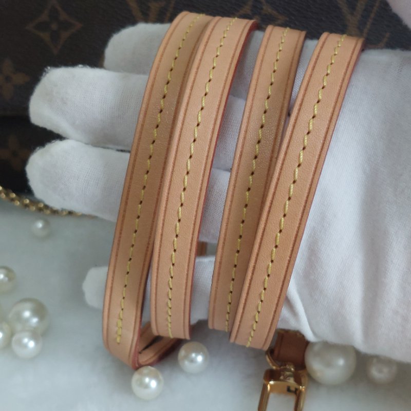 LV 經典老花M40718 🎀現品實拍 🎀 Favorite MM 經典花紋鍊條肩背包 斜背包~二手-60