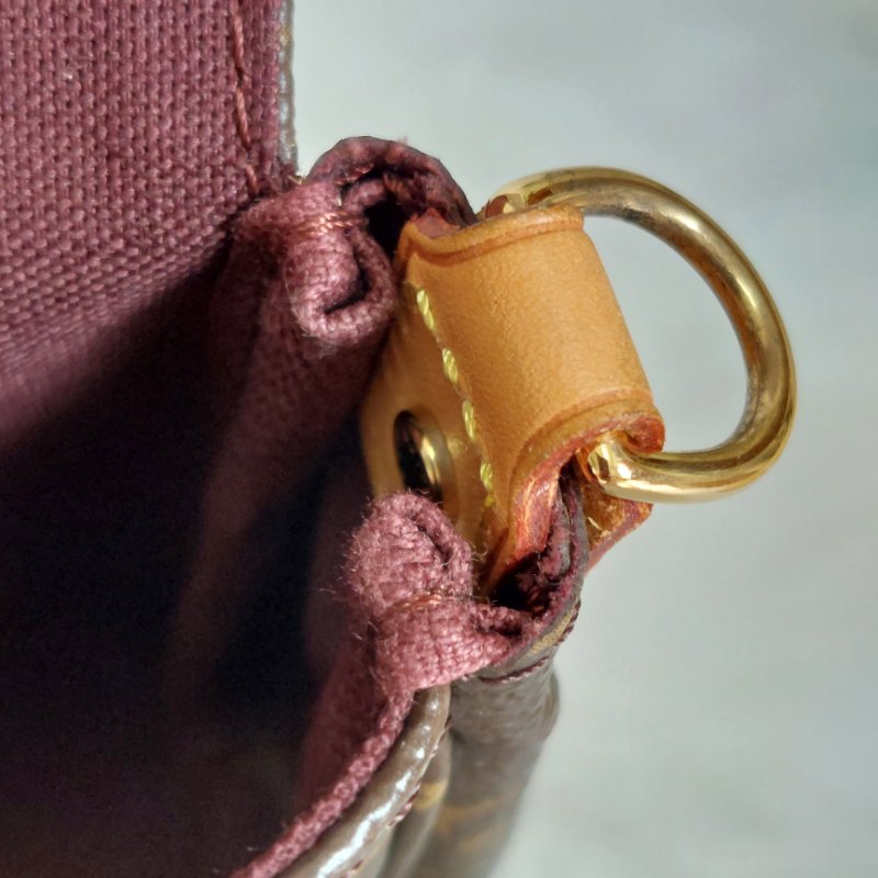 LV 經典老花M40718 🎀現品實拍 🎀 Favorite MM 經典花紋鍊條肩背包 斜背包~二手-81