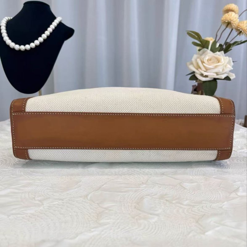 ✨Celine 小號 帆布琴譜包 32*29*8 98新 配件塵袋-4