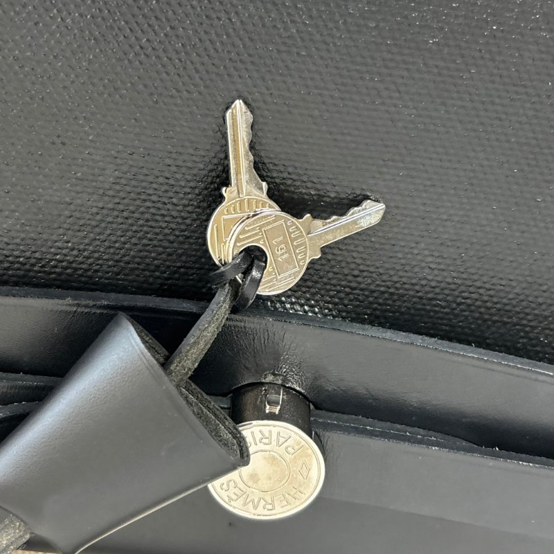 ::HERMES:: C刻 黑色防水帆布 herbag 31 手提 肩背 斜背包-2