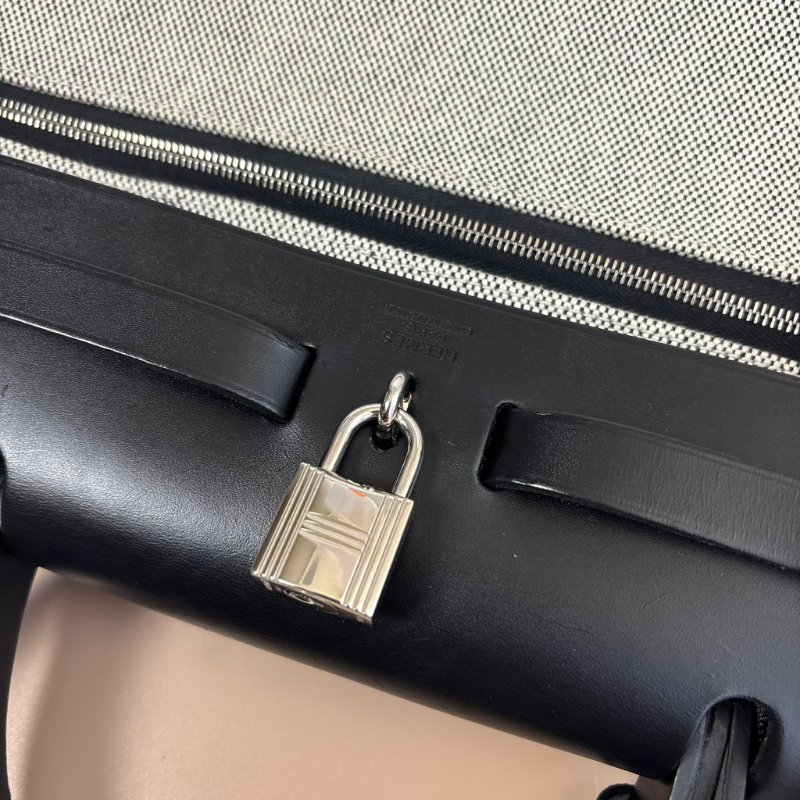 ::HERMES:: C刻 黑色防水帆布 herbag 31 手提 肩背 斜背包-6