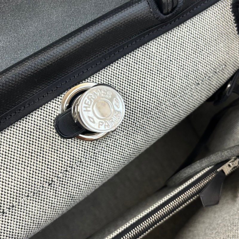 ::HERMES:: C刻 黑色防水帆布 herbag 31 手提 肩背 斜背包-10