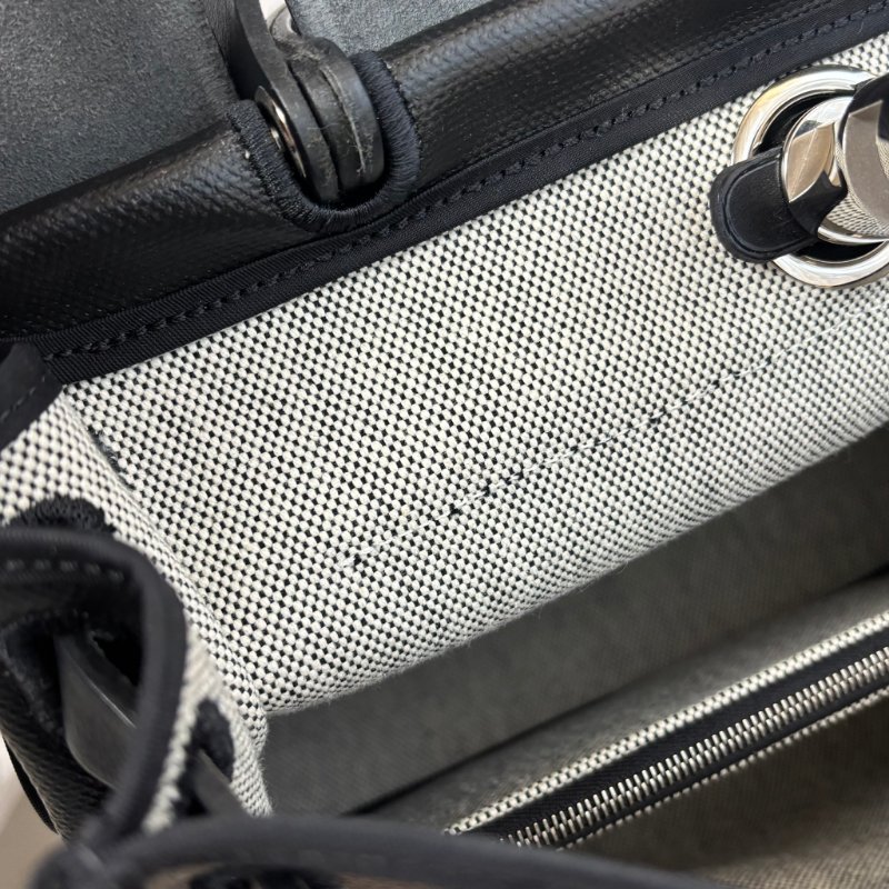 ::HERMES:: C刻 黑色防水帆布 herbag 31 手提 肩背 斜背包-11