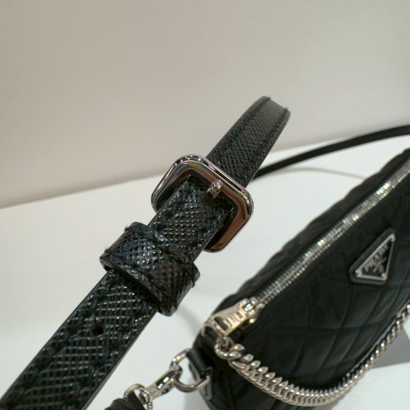 PRADA 尼龍 肩背包/斜背包/手提包/腋下包 /麻將包9成新-12
