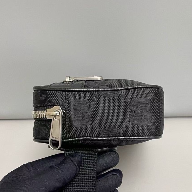 Gucci OTG 男士老花雙G腰包 胸包-4