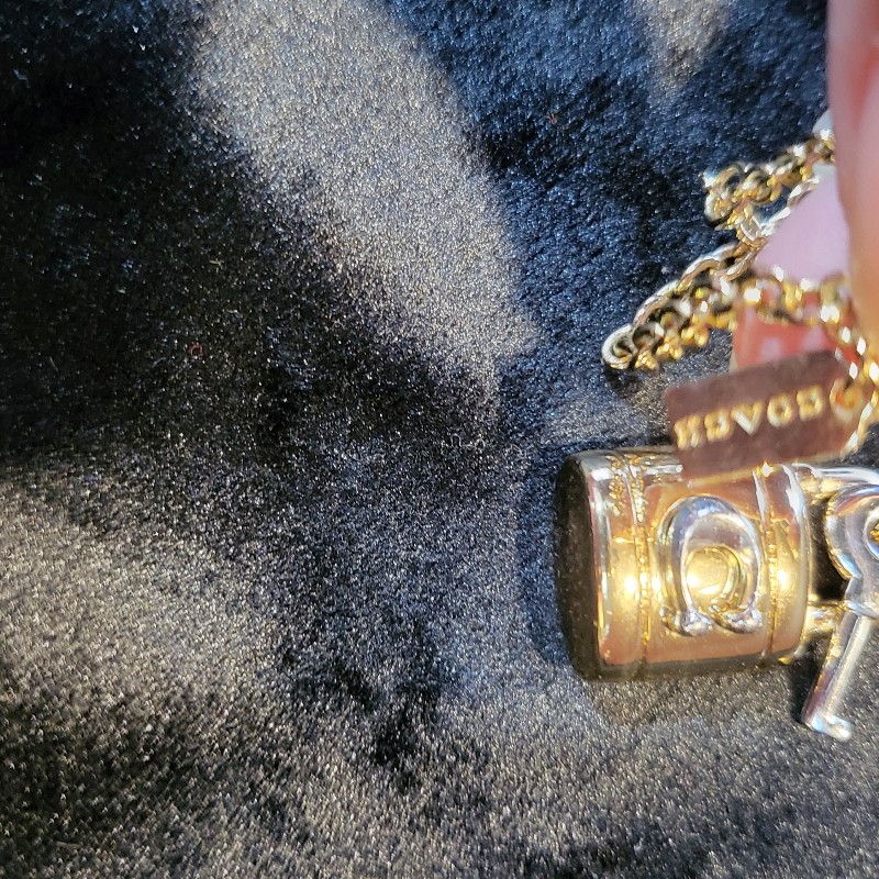 coatch 項鍊 時尚高雅 加拿大購回-3