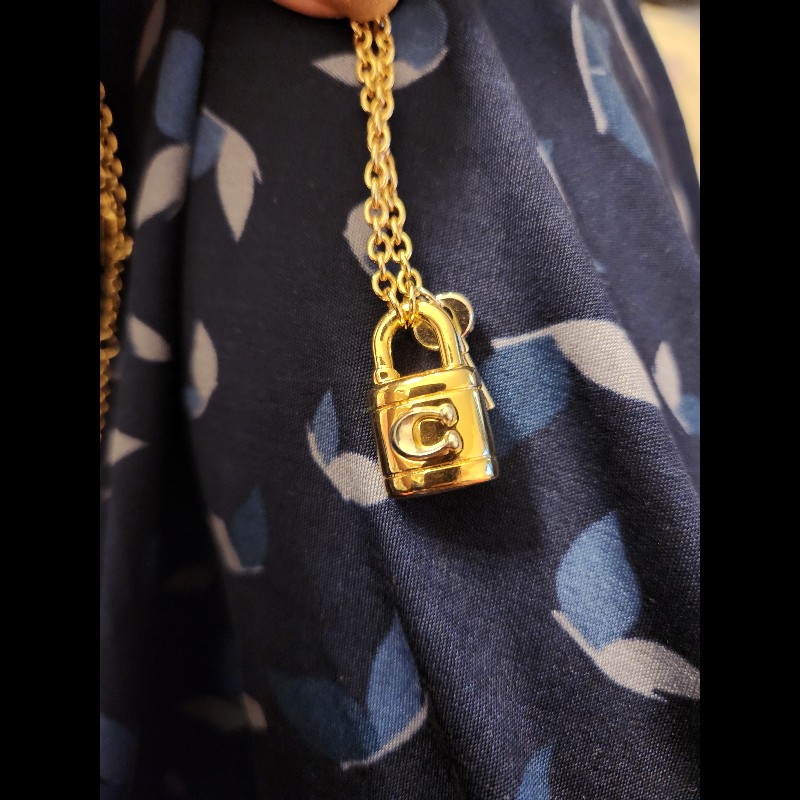 coatch 項鍊 時尚高雅 加拿大購回-6