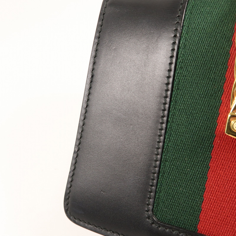 GUCCI 牛皮皮革Sylvie Mini金扣鏈帶肩背袋-14