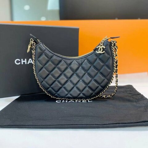 chanel 23P月亮包黑金小號芯片款21*15cm 99新 配件塵袋