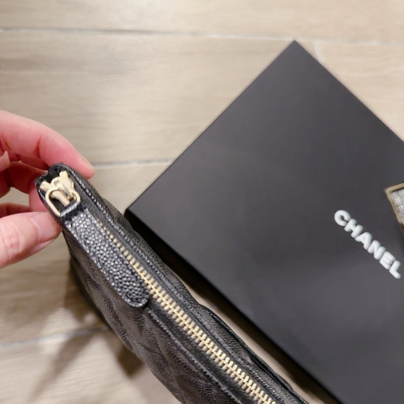 Chanel 香奈兒 菱形壓紋 荔枝牛皮手拿包 化妝包-16
