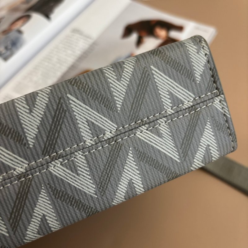 ::Christian Dior:: A5灰色CD Diamond帆布銀色LOGO手拿包-19