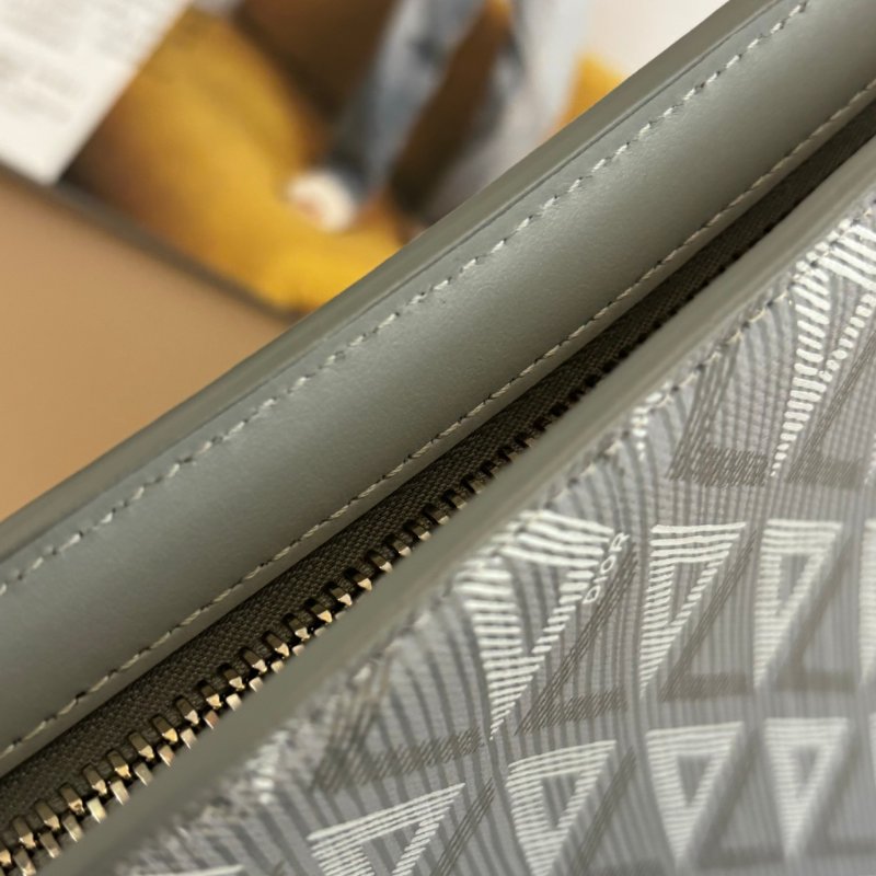 ::Christian Dior:: A5灰色CD Diamond帆布銀色LOGO手拿包-33