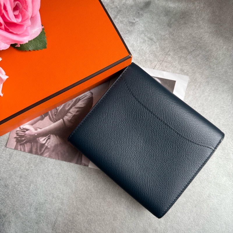 Hermes 銀釦 Epsom皮 Constance 二折短夾(深藍色)-3