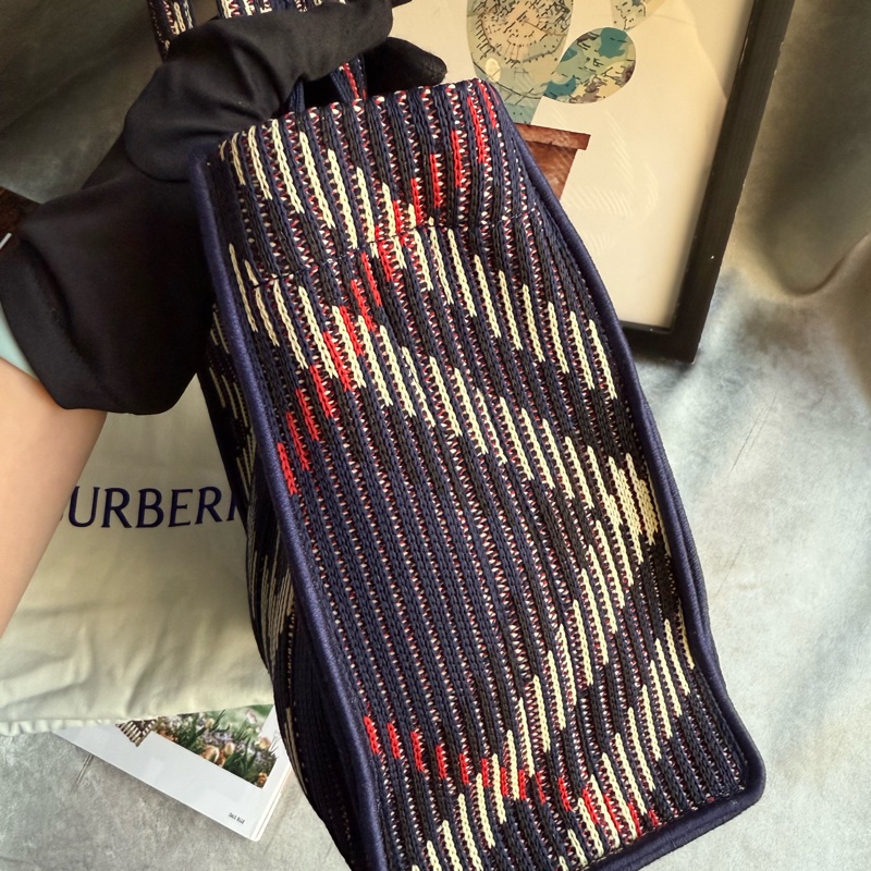 BURBERRY 經典格紋編織釦式迷你手提/斜背二用包(海軍藍)-1